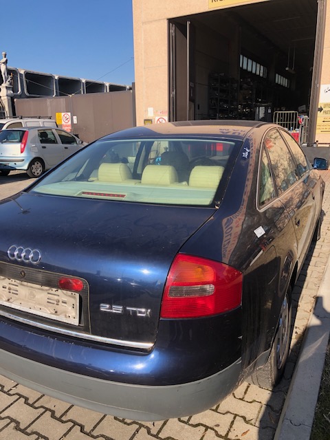 Ricambi Audi A6 2500cc diesel 1998 tipo motore AFB 110kw