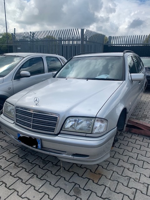 Ricambi Mercedes C 2200cc diesel 2001 tipo motore 611960 75KW