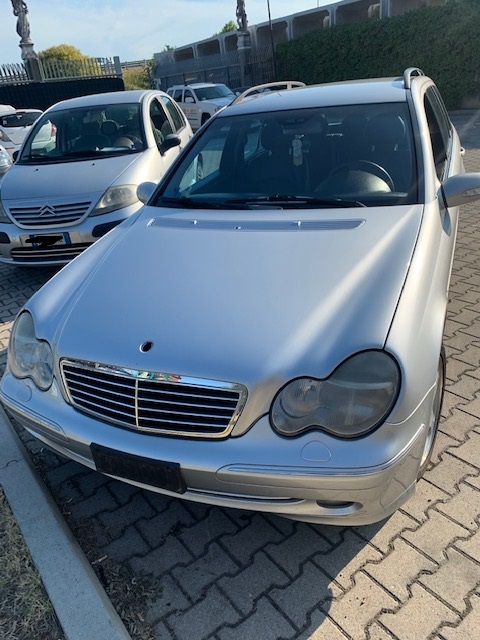 Ricambi Mercedes C 2200cc diesel 2004 tipo motore 611962 105kw