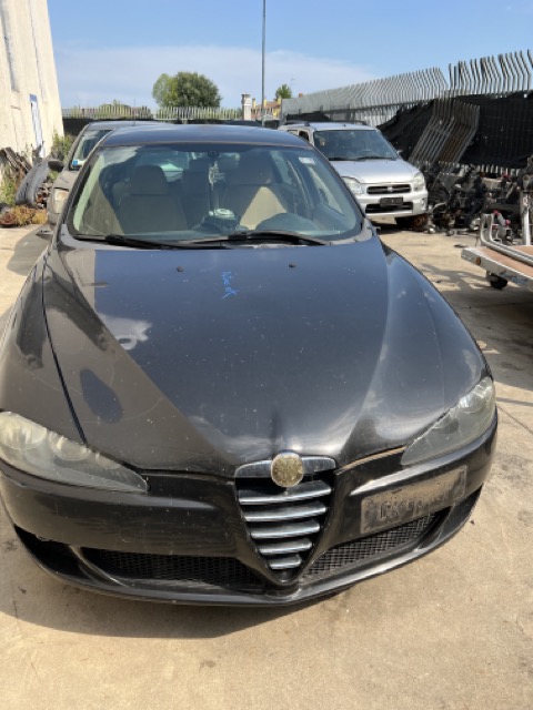 Ricambi Alfa Romeo 147 cc.1.9 bz. Anno 2004 Codice Motore 937A2000 85Kw