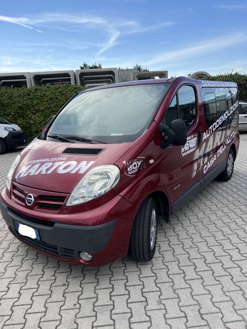 Vendita Furgone sei posti  Nissan Primastar 2.0 Diesel 84Kw Anno 2008