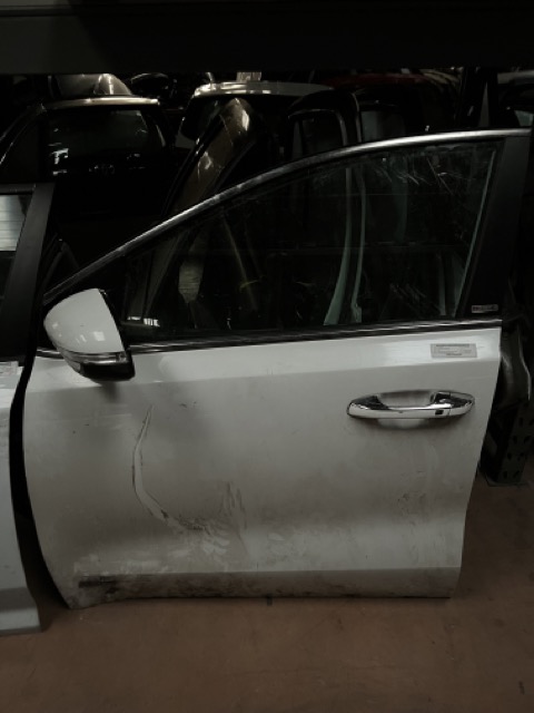 Portiera Anteriore Sinistra Kia Sportage 4A Serie 2.0 CRDI AWD SUV Anno 2016 Codice Motore D4HA