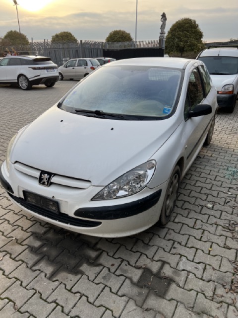 Ricambi Peugeot 307 2.0 HDI 3P Anno 2003 Codice Motore RHY Iniezione Siemens