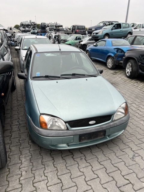 Ricambi Ford Fiesta 1.2 16V Zetec 5P Bz. Anno 2002 Codice Motore DHF 55Kw