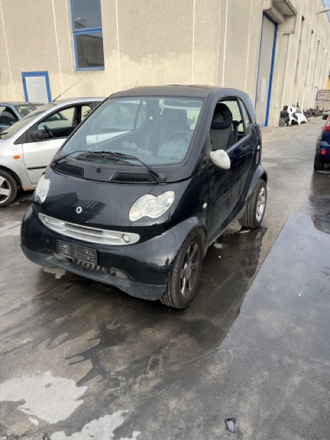 Ricambi Smart ForTwo Coupè cc.698 Bz. Anno 2006 Codice Motore 15 45Kw