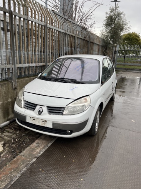 Ricambi Renault Scenic 2A Serie 1.6 16V Anno 2004 Codice Motore K4MT7 83Kw