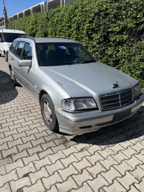 Ricambi Mercedes Classe C220 SW cc 2.5 Diesel anno 1999 Codice Motore 605960 110KW