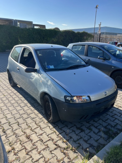 Ricambi Fiat Punto 1.2 16V ELX 3P Benz. Anno 2002 Codice Motore 188A5000 59Kw