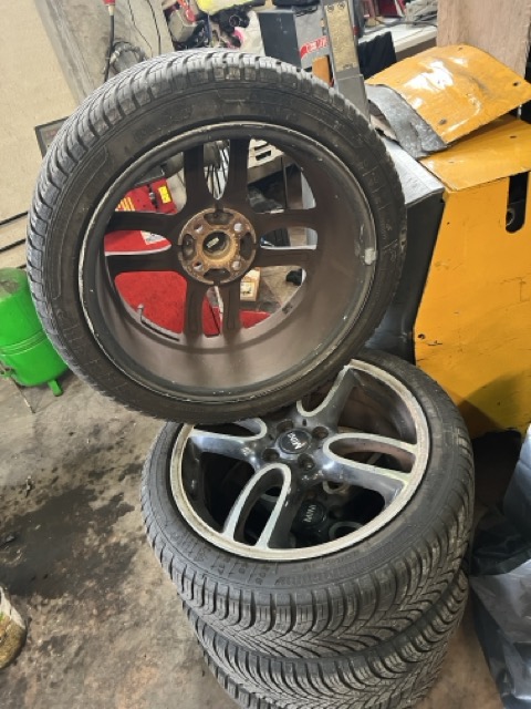 Cerchioni in lega R17 con Gomme 205/45 R17 Mini (R56) 1.4 16V One Anno 2007