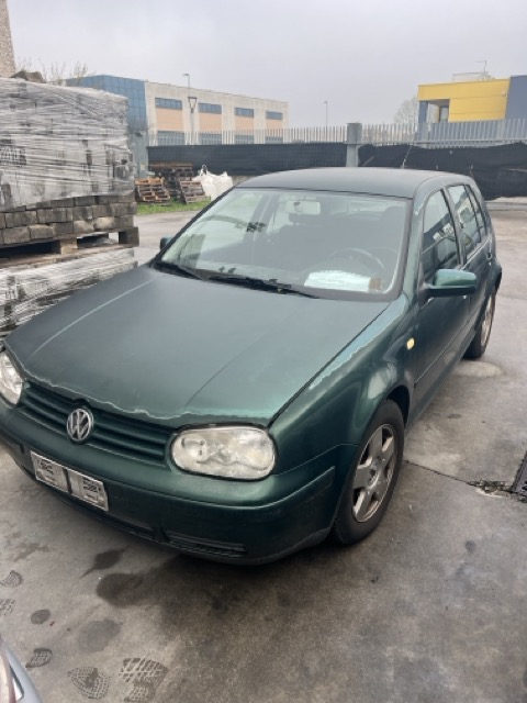 Ricambi Volkswagen Golf 1.6 Benz. Anno 2000 Codice Motore AKL 74KW