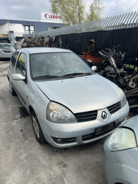 Ricambi Renault Clio 2A Serie 1.2 16V Anno 2002 Codice Motore D4FB7 55Kw