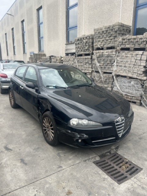 Ricambi Alfa Romeo 147 1.6 16V TS Distinct Anno 2007 Codice Motore AR37203 77KW
