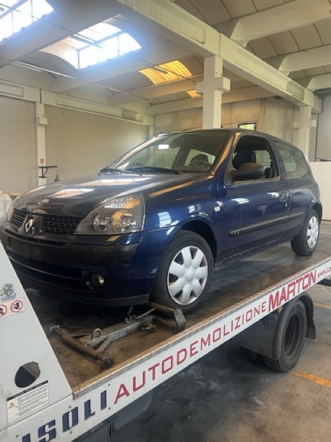 Ricambi Renault Clio 1.2 3P 2a Serie Anno 2004 Codice Motore D7FG7 43KW