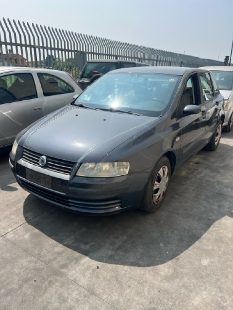 Ricambi Fiat Stilo 1.4 16V Active 6 speed Anno 2005 Codice Motore 843A1000 70KW