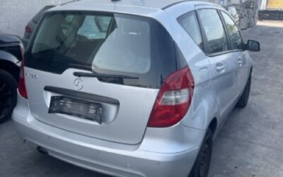 Ricambi Mercedes Classe A150 Benz. Anno 02/2010 Codice Motore 266920 70KW