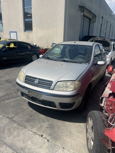 Ricambi Fiat Punto 1.4 16V 3P Anno 2003 Codice Motore 843A1000 70KW