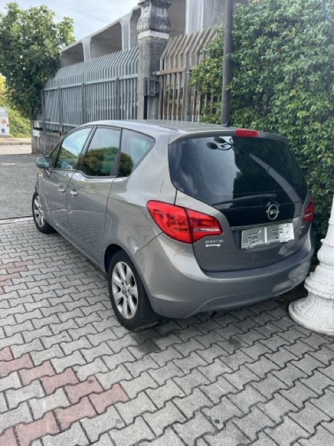Ricambi Opel Meriva 1.7 CDTI automatica Anno 2011 Codice Motore A17DT 74KW