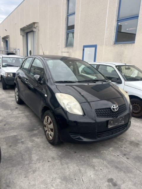 Ricambi Toyota Yaris 1.0 12V 5P Anno 2007 Codice Motore 1KRFE 51KW
