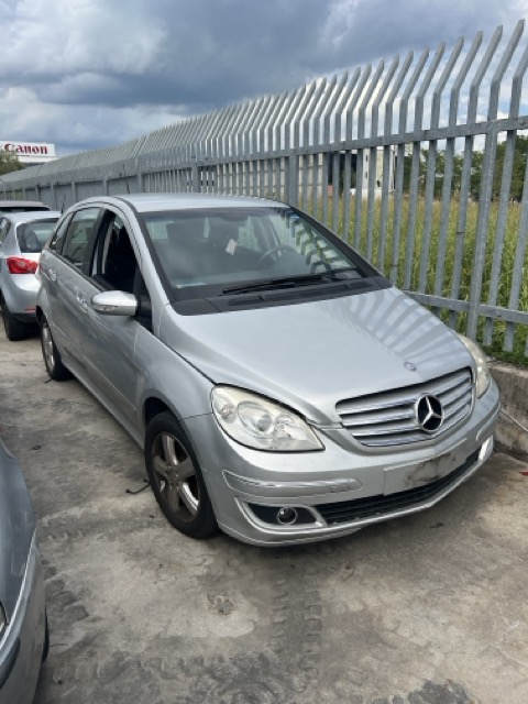 Ricambi Mercedes Classe B200 CDI Automatica Anno 2007 Codice Motore 640941 103Kw