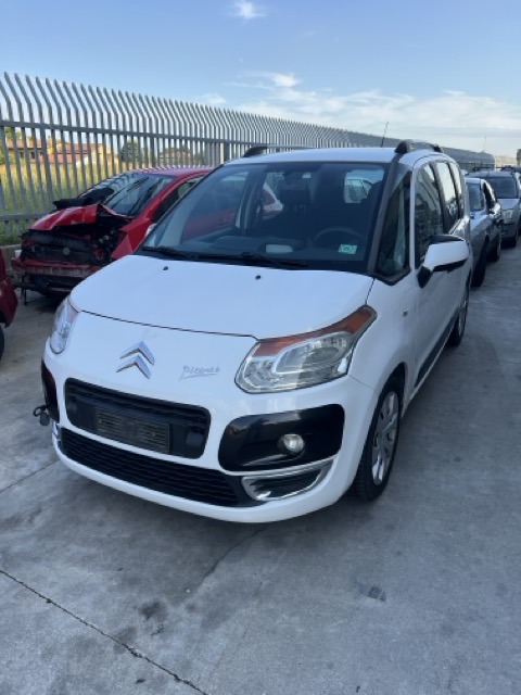 Ricambi Citroen C3 Picasso 1.4 VTi GPL Anno 2012 Codice Motore 8FN 70KW