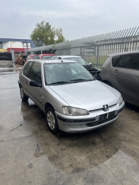 Ricambi Peugeot 106 1.1 3P Anno 2001 Codice Motore HFX 44KW