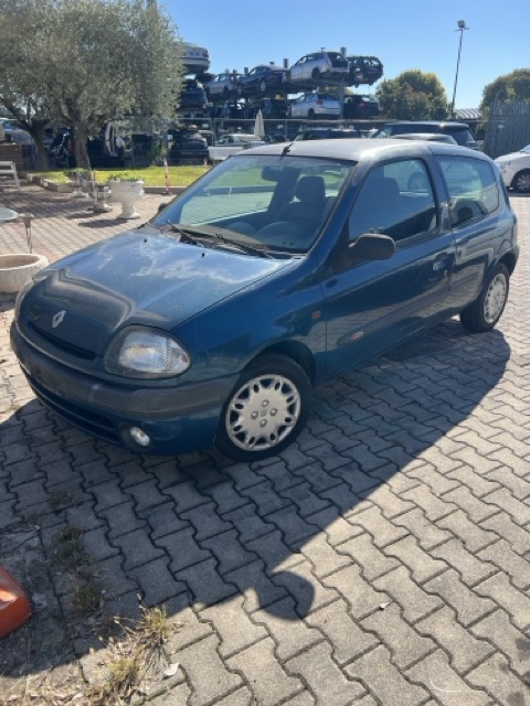 Ricambi Renault Clio 2a serie 1.2 RT 3P Anno 1999 Codice Motore D7FD7 43KW
