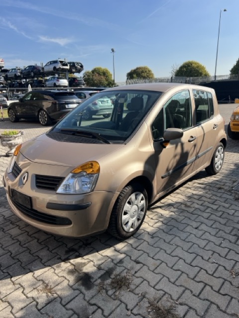 Ricambi Renault Modus 1a serie 1.2 16V Anno 2006 Codice Motore D4FD7 55Kw