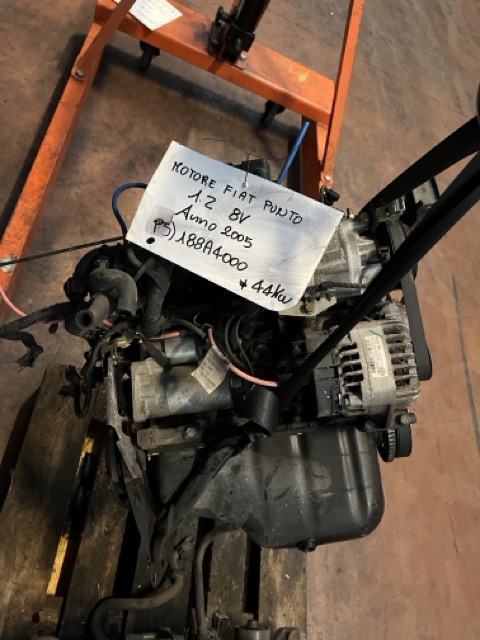 Motore Fiat Punto 1.2 8V Anno 2005 Codice Motore 188A4000 44KW