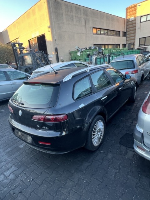 Ricambi Alfa Romeo 159 1.9 JTDm 16V SW Anno 2007 Codice Motore 939A2000 110KW