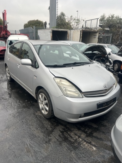 Ricambi Toyota Prius 2a serie 1.5i 16V Hybrid Automatica Anno 2008 Codice Motore 1NZFXE