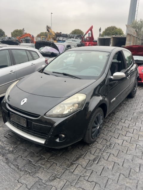 Ricambi Renault Clio 3a serie 1.2 16V 3P Anno 2010 Codice Motore D4FD7 55KW