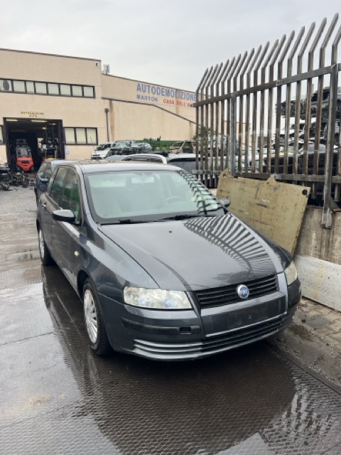 Ricambi Fiat Stilo 1.6 16V Active Anno 2002 Codice Motore 182B6000 76KW