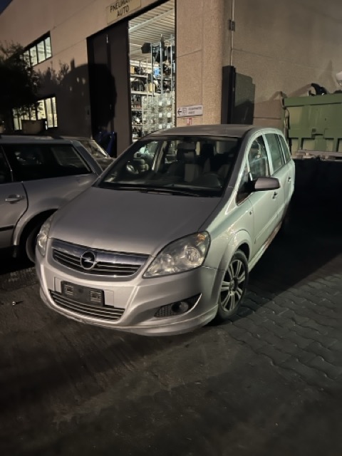 Ricambi Opel Zafira 1.9 8V CDTI Automatica Anno 2008 Codice Motore Z19DT  88KW