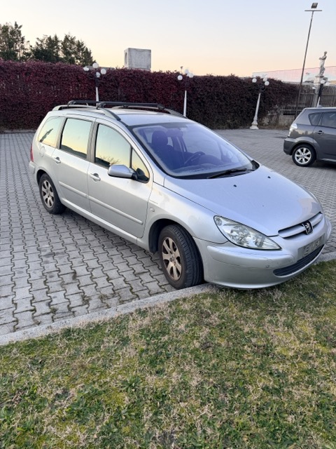 Ricambi Peugeot 307 2.0 HDi SW anno 2004 codice motore RHY 66Kw