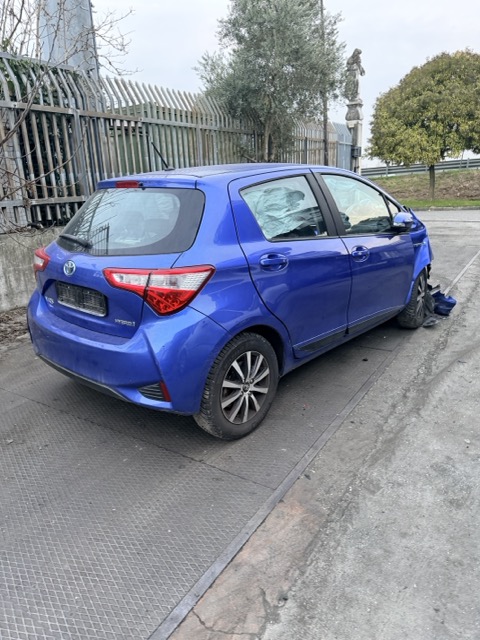 Ricambi Toyota Yaris 1.5 Hybrid E-CVT 5P b-e Automatica Anno 2017 Codice Motore 1NZ 54KW