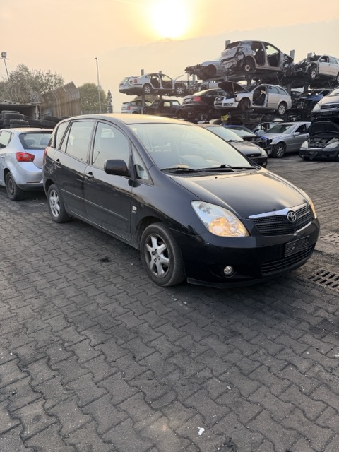 Ricambi Toyota Corolla Verso 1.6 16V Anno 2004 Codice Motore 3ZZFE 81KW