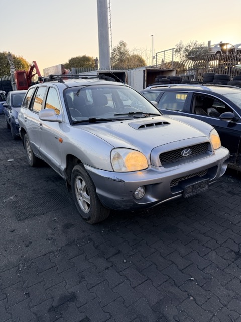 Ricambi Hyundai Santa Fe 1a serie 2.0 CRDi TD 4WD SUV Anno 2003 Codice Motore D4EA 83KW