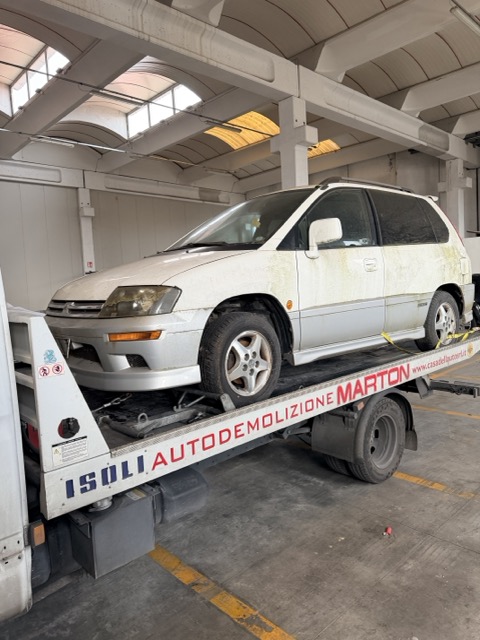 Ricambi Mitsubishi Space Runner 2.4 16V GDI GLS Anno 2001 Codice Motore 4G64 110KW