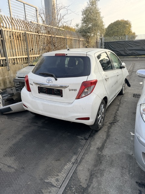 Ricambi Toyota Yaris 1.0 5P Anno 2012 Codice Motore 1KRFE 51KW
