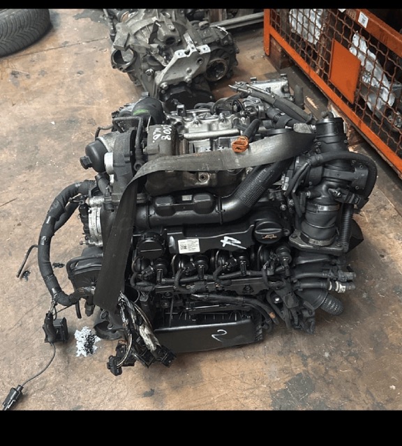 Motore Peugeot 3008 1.6 HDi SUV Anno 2010 Codice Motore 9HZ 80KW