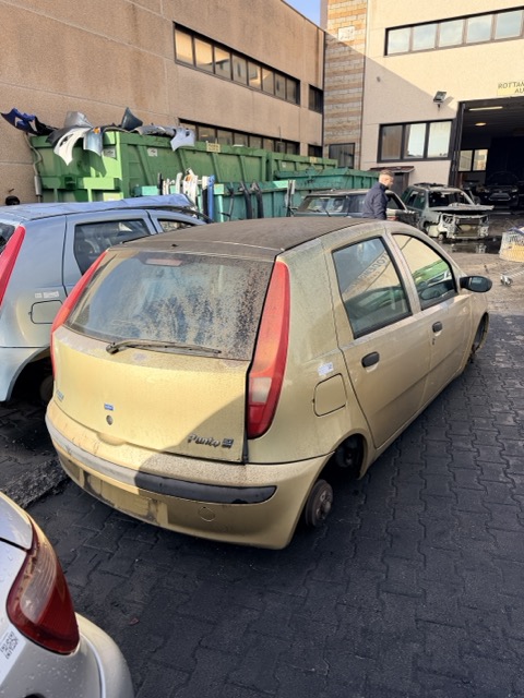 Ricambi Fiat Punto 1.9 JTD ELX 5P Anno 1999 Codice Motore 188A2000 59KW