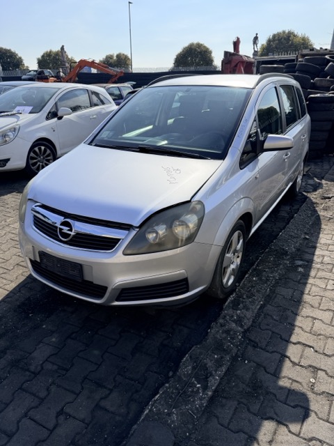 Ricambi Opel Zafira 1.9 8V CDTI Anno 2005 Codice Motore Z19DT 74KW
