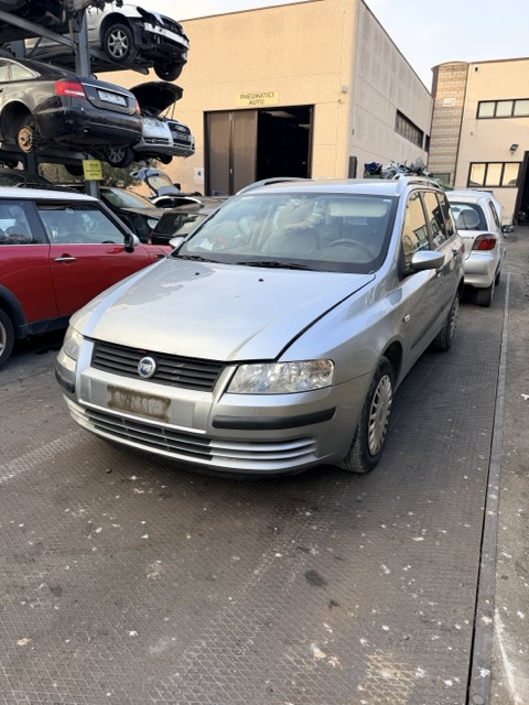 Ricambi Fiat Stilo 1.9 JTD Dynamic SW Anno 2005 Codice Motore 192A1000 85KW