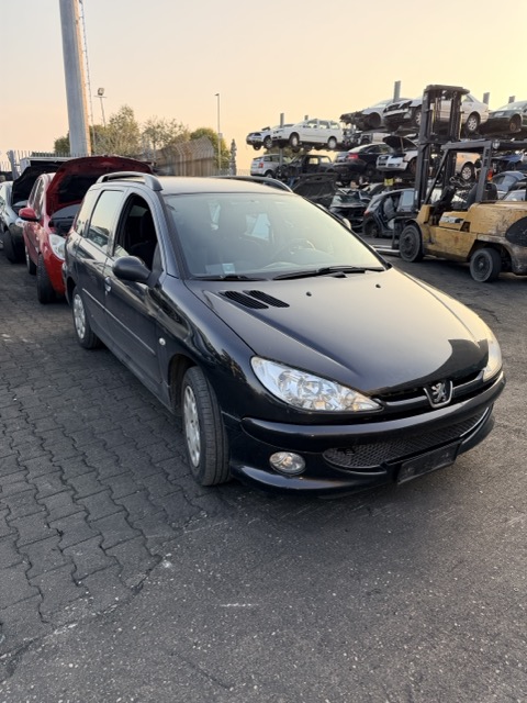 Ricambi Peugeot 206 1.4 HDi SW Anno 2005 Codice Motore 8HZ 50KW