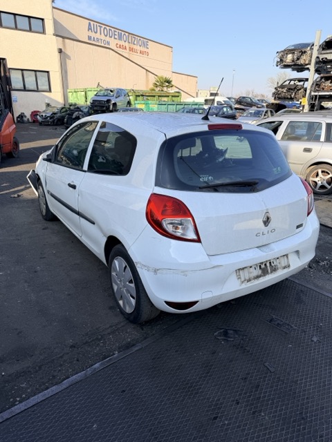Ricambi Renault Clio 3a Serie 1.5 dCi Van 3P Anno 2013 Codice Motore K9K67 55KW