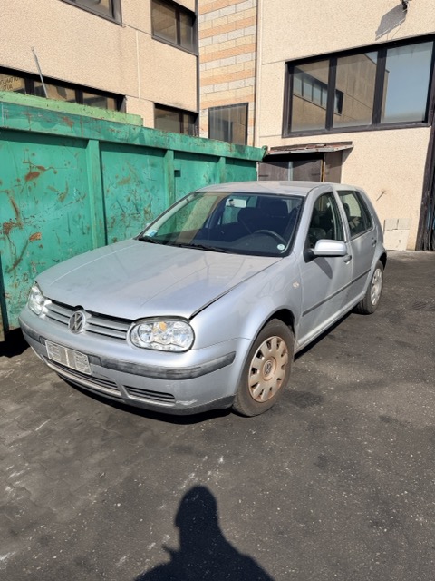 Ricambi Volkswagen Golf 1.4 16V Anno 2000 Codice Motore AXP 55KW
