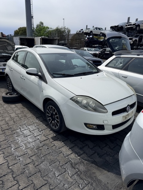 Ricambi Fiat Bravo 1.4 benz. anno 2011 Codice Motore 192B2000 66KW