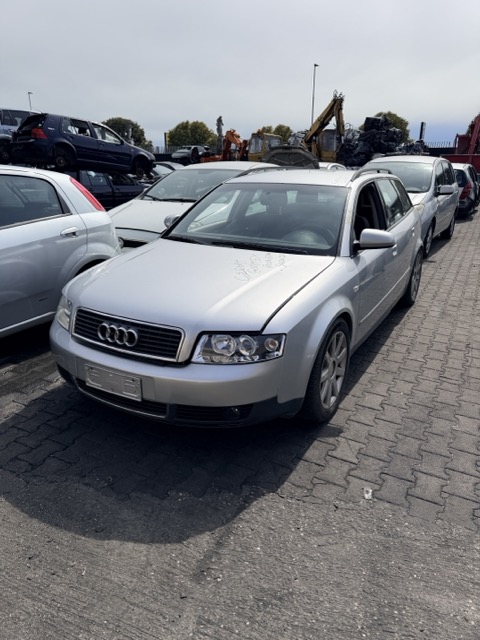 Ricambi Audi A4 Avant 1.9 TDI quattro Anno 2003 Codice Motore AWX 96KW