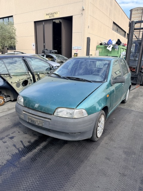 Ricambi Fiat Punto 1a serie 55S 1.1 Anno 1997 Codice Motore 176B2000 40KW