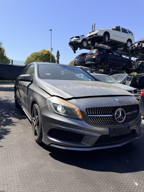 Ricambi Mercedes Classe A (W176) 180 BlueEFFICIENTY 5P Codice Motore 270910 90KW